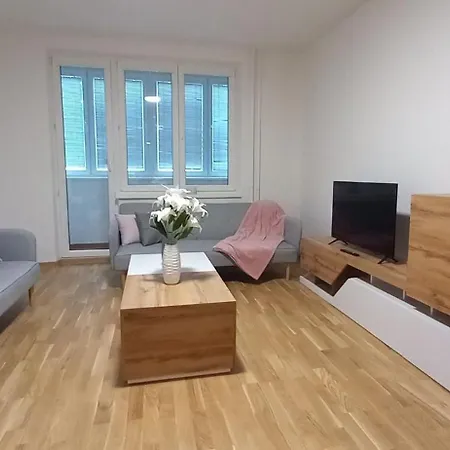 Apartman Adam *